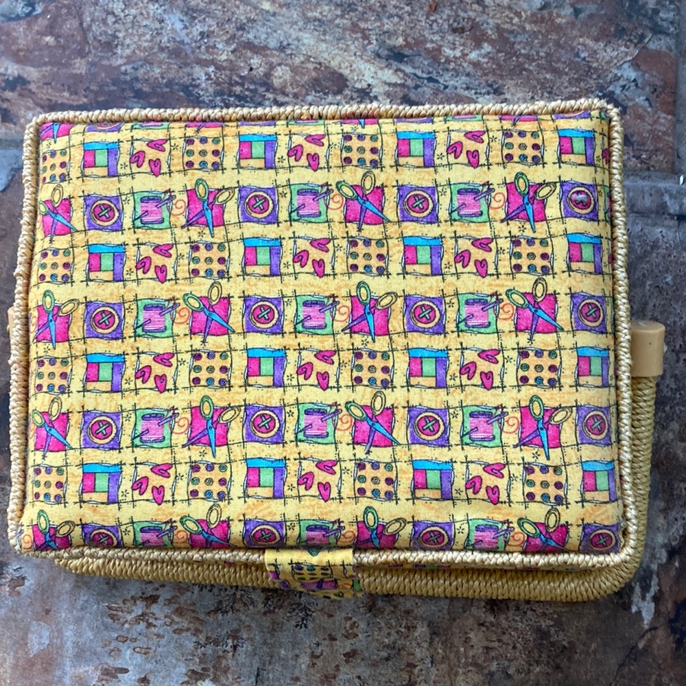 listing-status-banner